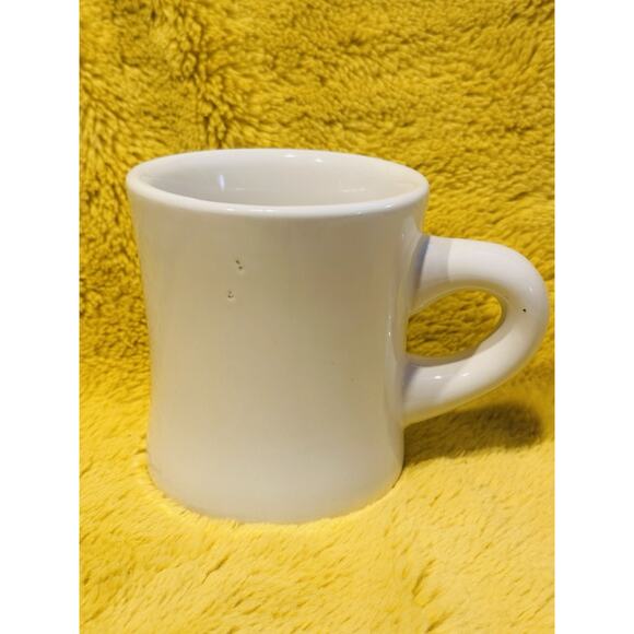 L. L. Bean Cursive Logo White Ceramic Heavy Diner Style Restaurant Mug - Picture 3 of 6